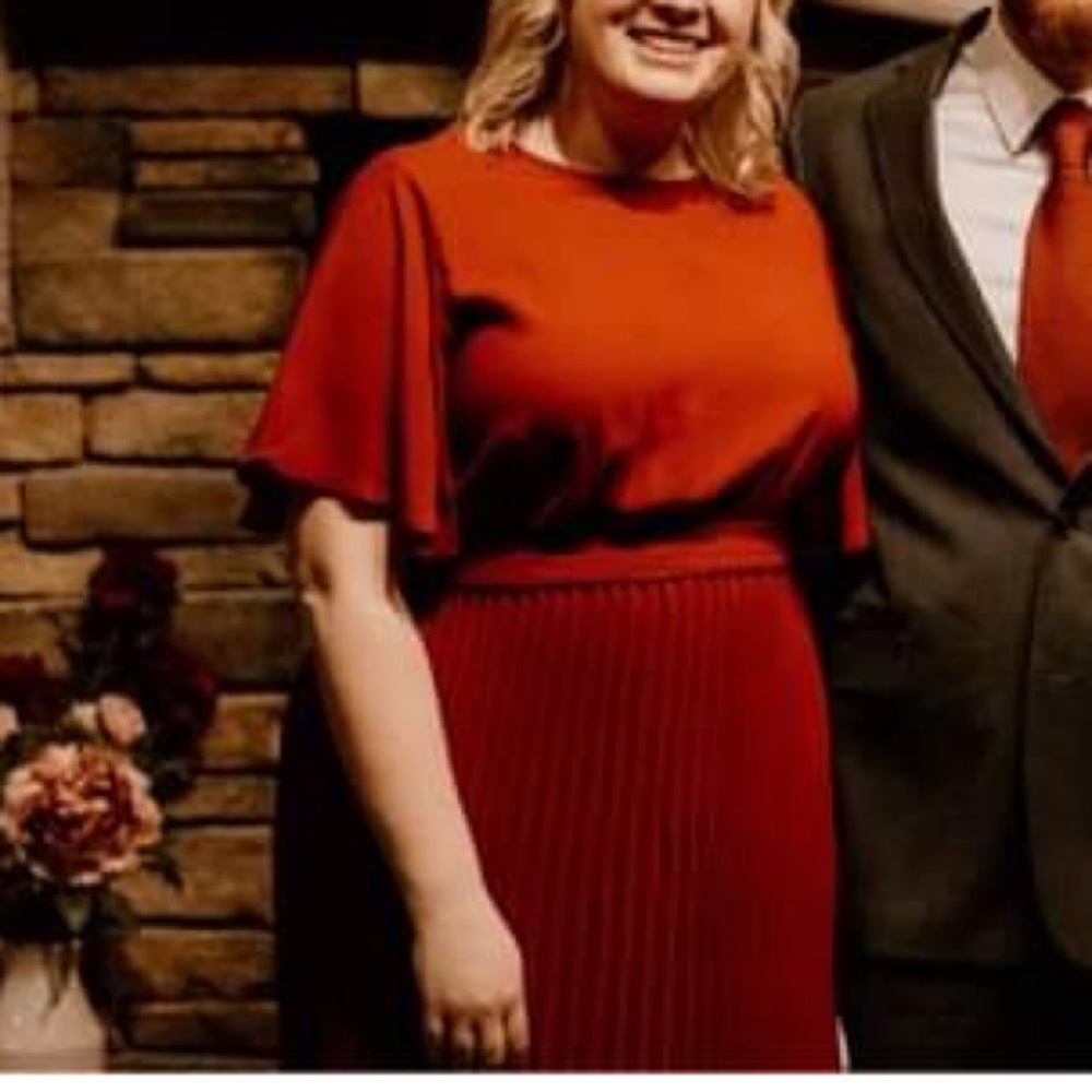Cherry red midi dress with pleats no size, fits like an XL